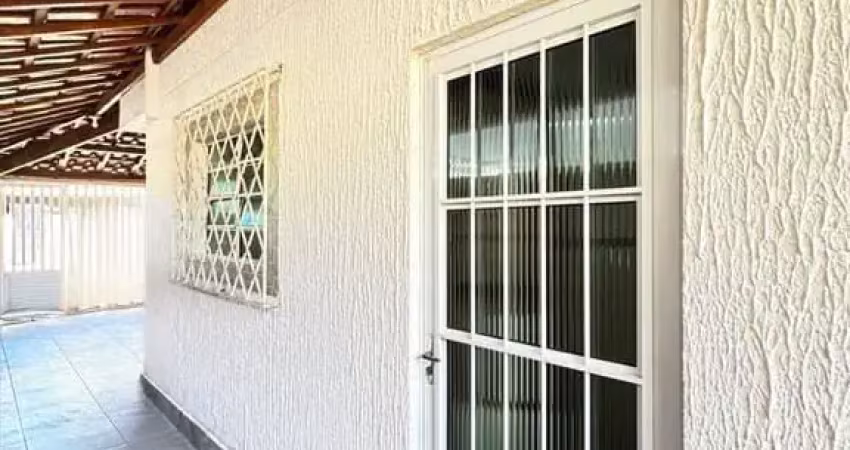 Vende se casa em condomio cenro de sao vicente otima localizaçao