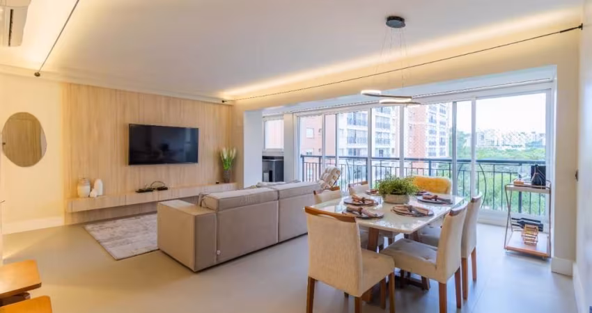 Apartamento com 3 quartos à venda na Avenida Túlio de Rose, 330, Jardim Europa, Porto Alegre