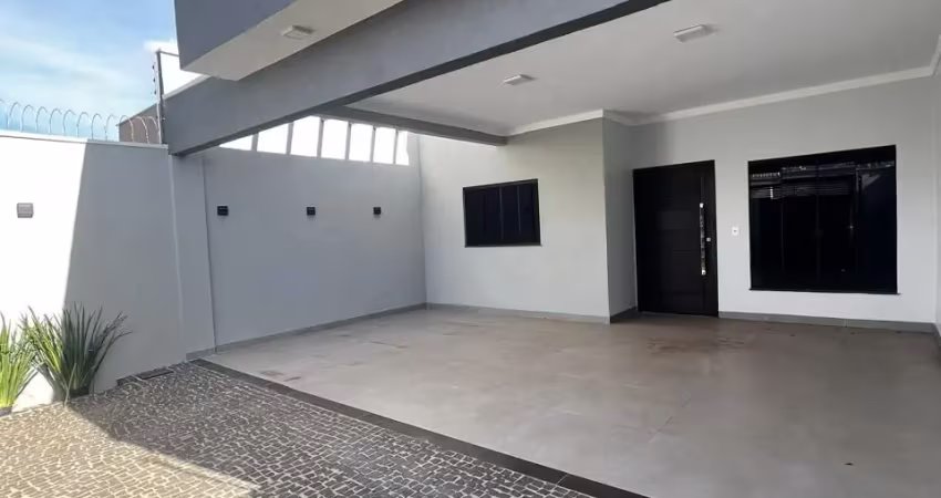 Linda casa no residencial canaã contendo  3 quartos  sendo 1 suíte.