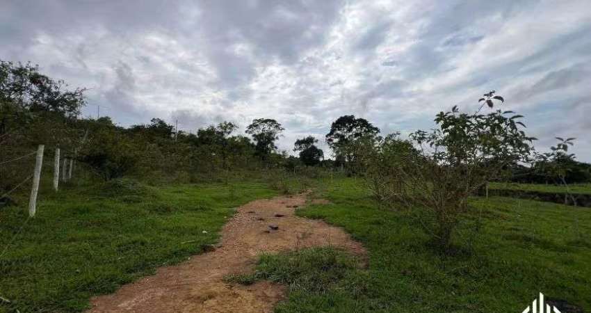 Chácara para venda tem 2500 metros quadrados em Centro - Abadiânia - GO