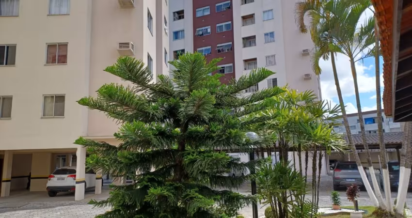 Ótimo apartamento mobiliado no Saguaçu