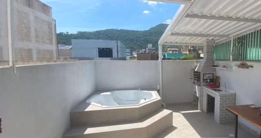 Sobrado para venda tem 107 metros quadrados com 2 suites em Rio Pequeno - Camboriú - SC