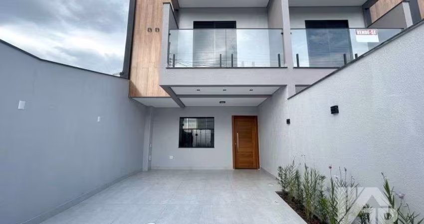 Sobrado a venda em Camboriú com 3 quartos sendo 1 suíte no bairro Santa Regina!!