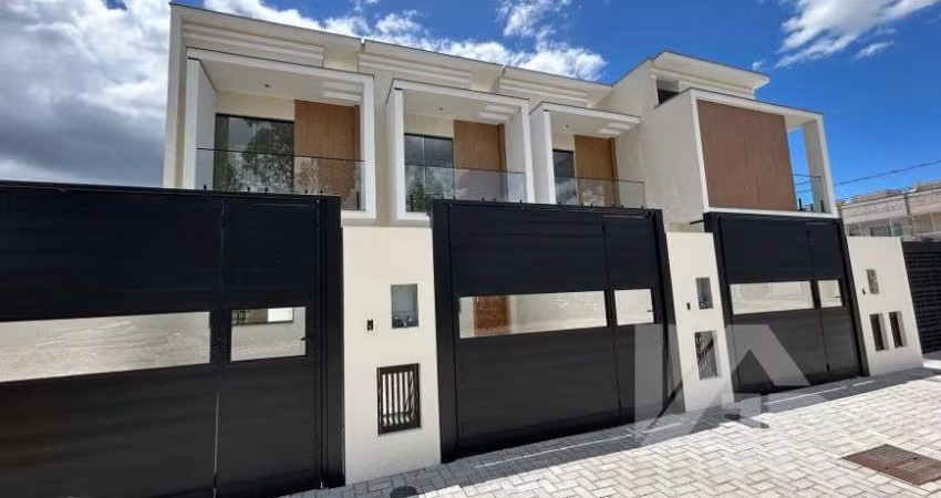 Sobrado para venda com 65 metros quadrados com 2 quartos em Camboriu-SC