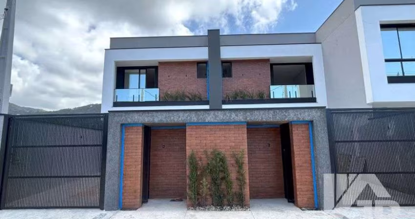 Sobrado a venda em Camboriú com 3 quartos sendo 3 suítes!!