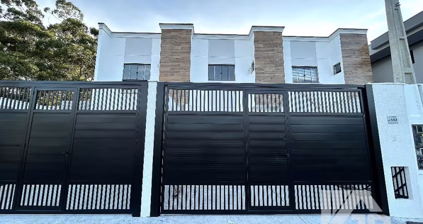 Sobrado a venda em Camboriú com 2 quartos sendo 2 suítes no bairro Rio Pequeno!!