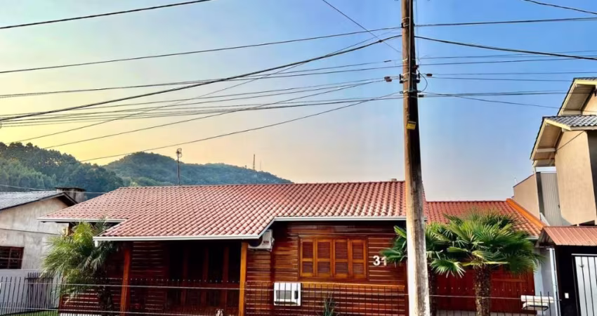 Excelente opção de casa mista em Morro Reuter!