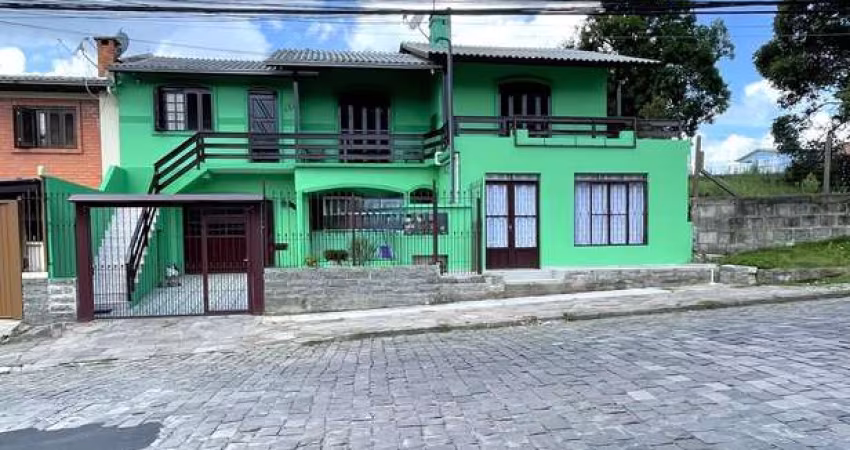 Casa à venda no bairro Santo Antônio - Caxias do Sul/RS