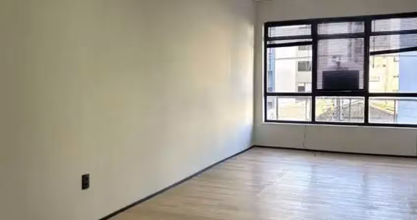 Sala comercial à venda no São Pelegrino, Caxias do Sul 