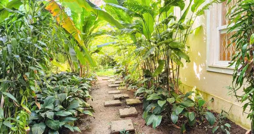 Gávea - Alugo ou vendo casa duplex com 5 quartos