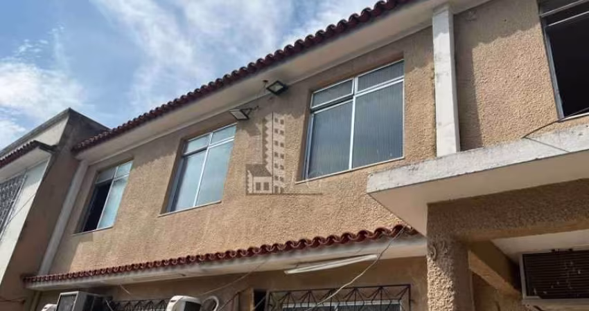 Casa com 2 quartos à venda na Rua Carabu, Olaria, Rio de Janeiro