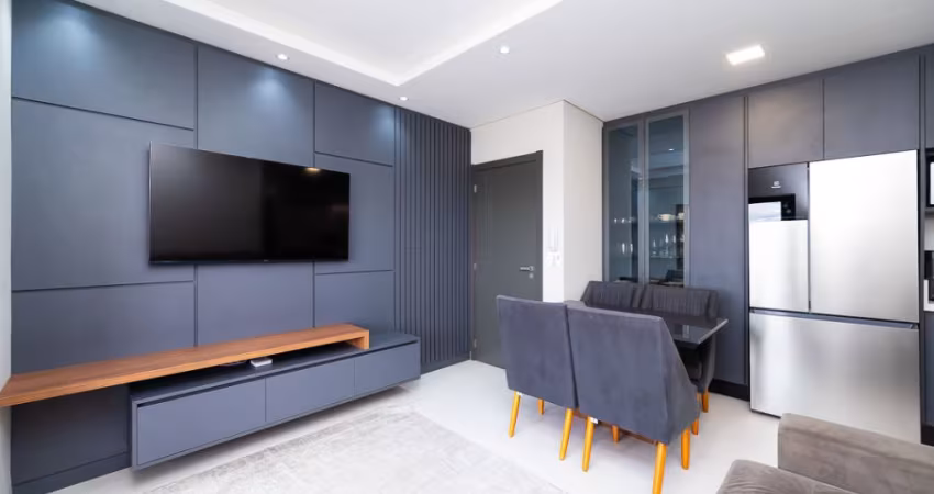 APARTAMENTO COM ELEVADOR SACADA COM CHURRASQUEIRA