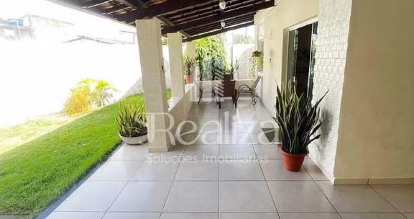 Casa à Venda com  5 quartos, Sapetinga, Ilhéus, BA