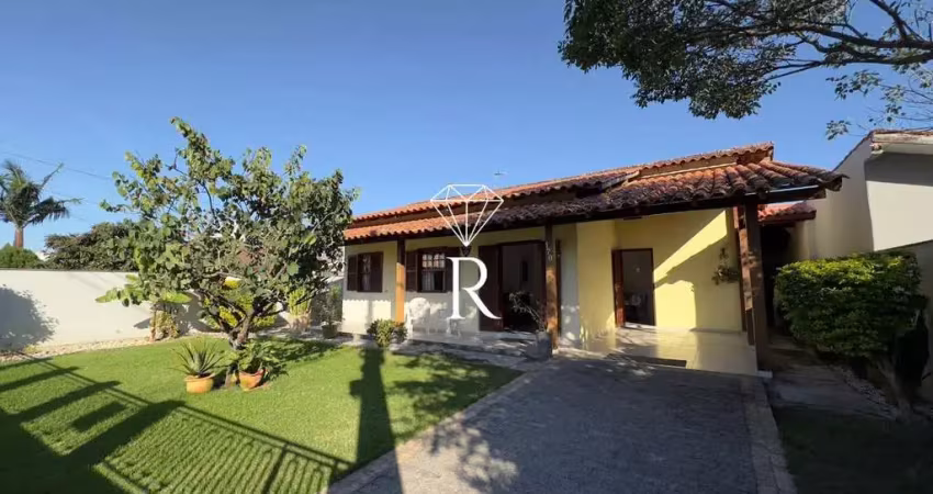 Casa com 3 quartos para alugar no Ingleses do Rio Vermelho, Florianópolis 