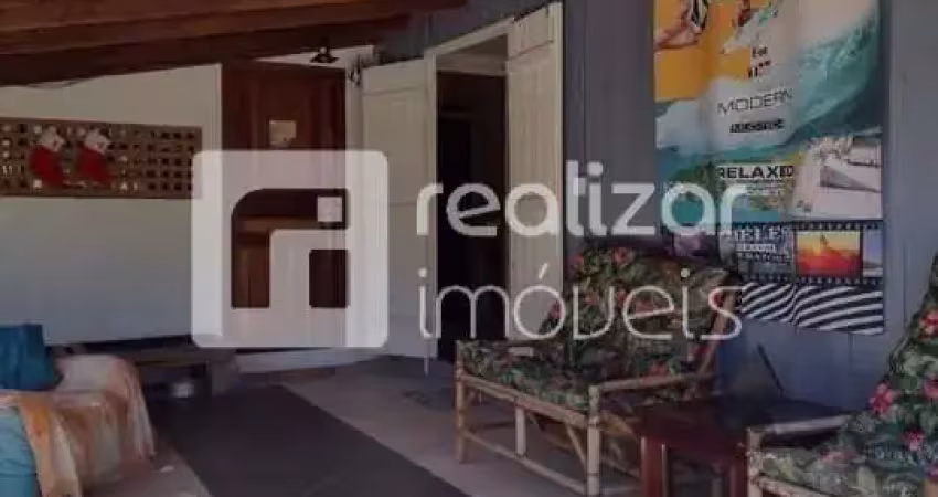 Casa com 5 quartos para alugar na Praia do Moçambique, Florianópolis 