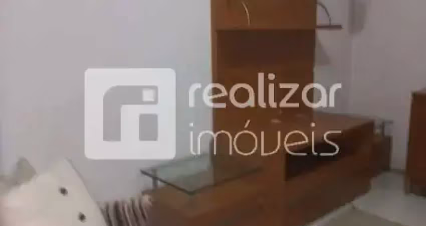 Apartamento com 2 quartos para alugar no Centro, Florianópolis 