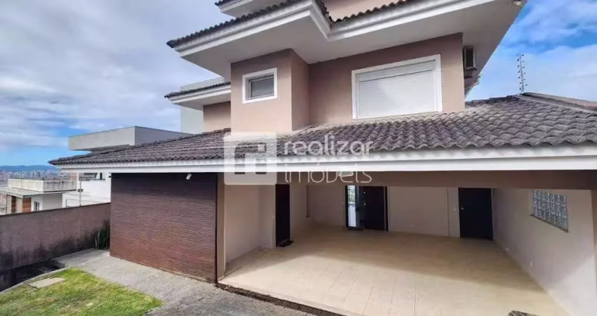 Casa com 3 quartos para alugar no Centro, São José 
