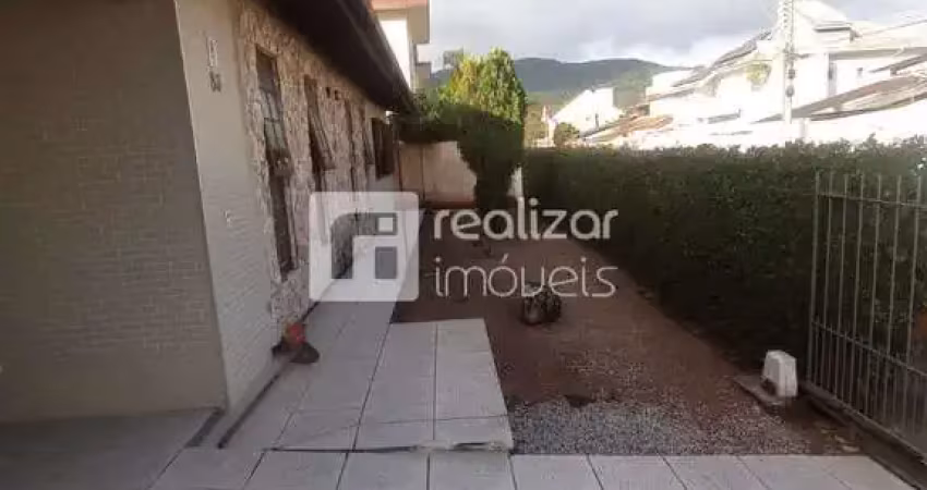 Casa com 5 quartos para alugar no Santa Mônica, Florianópolis 