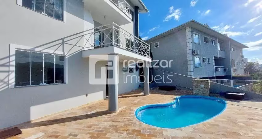 Casa em condomínio fechado com 3 quartos para alugar na Trindade, Florianópolis 