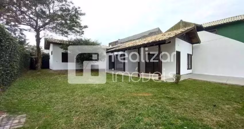Casa com 3 quartos para alugar no Rio Tavares, Florianópolis 