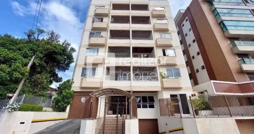 Apartamento com 3 quartos para alugar no Balneário, Florianópolis 