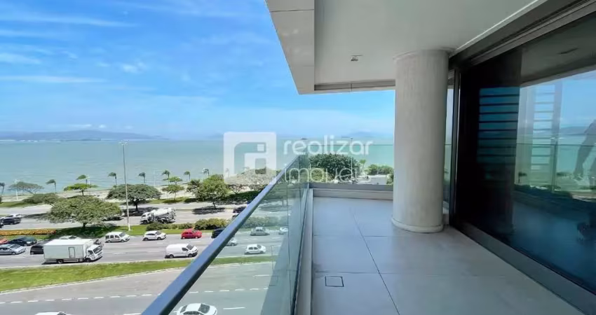 Apartamento com 3 quartos para alugar na Agronômica, Florianópolis 