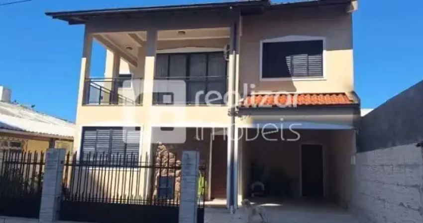 Casa com 5 quartos para alugar no Barreiros, São José 