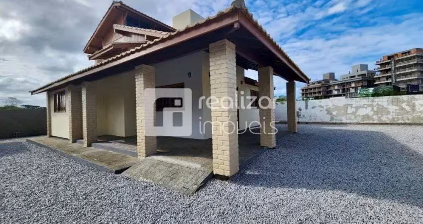 Casa com 3 quartos para alugar no Rio Tavares, Florianópolis 