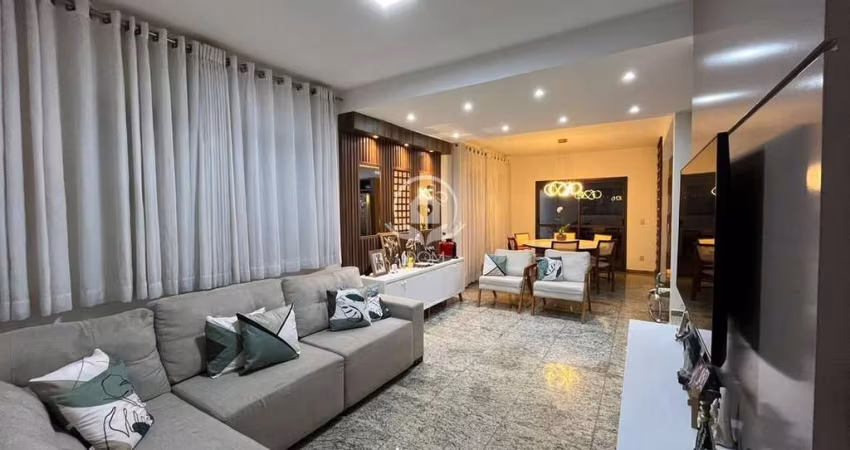 Sobrado com 3 quartos, 200m²  à venda no Condomínio Fechado Setor Sítio Santa Luzia
