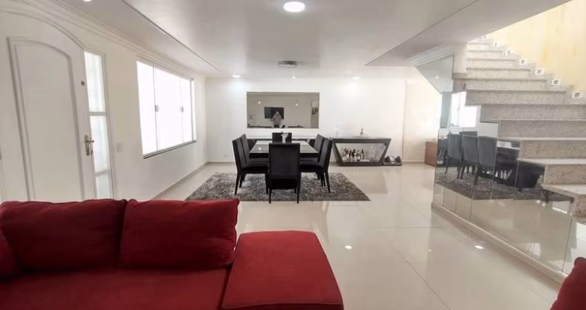 Ótima oportunidade com móveis planejados excelente localização.