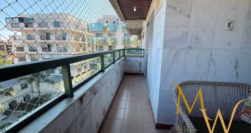Apartamento Amplo e Varandado a 1 Minuto da Praia - 4 quartos, suíte.