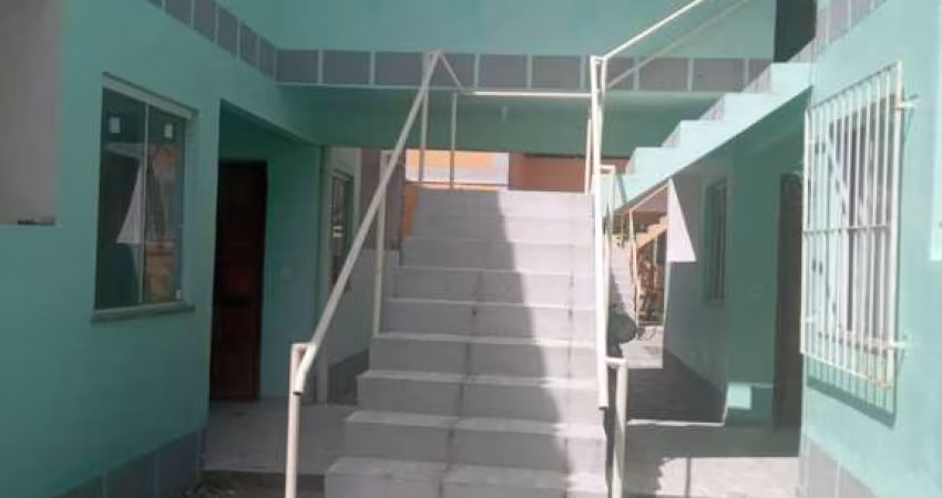 CASA EM MONTE ALEGRE - 2 QUARTOS