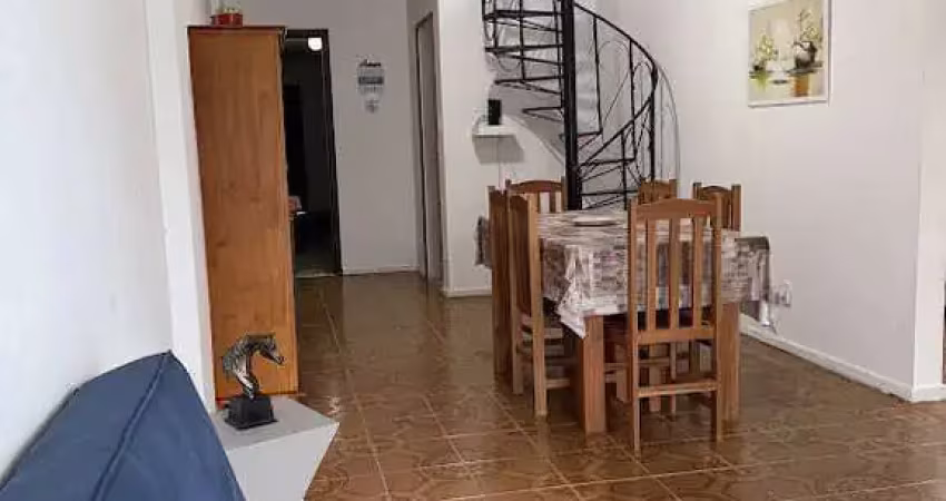 COBERTURA NA PASSAGEM - CONFORTO E PRATICIDADE A POUCOS MINUTOS DA PRAIA