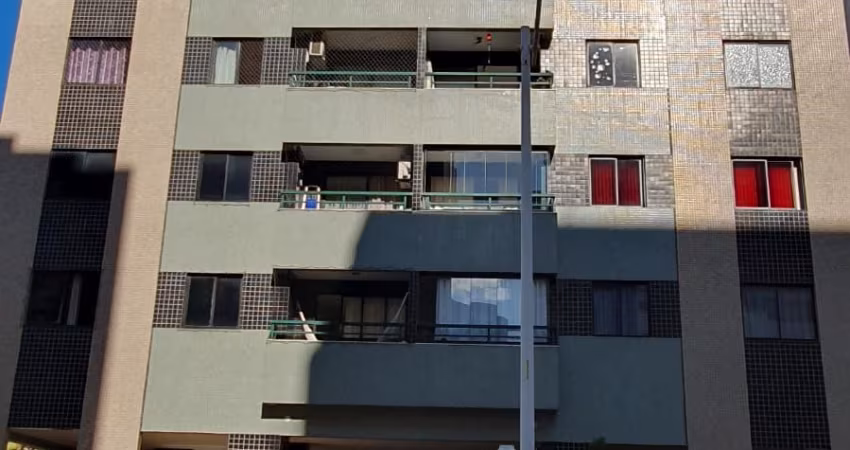 lindo apartamento 2/4 mais dependência completa no PITUBA VILLE