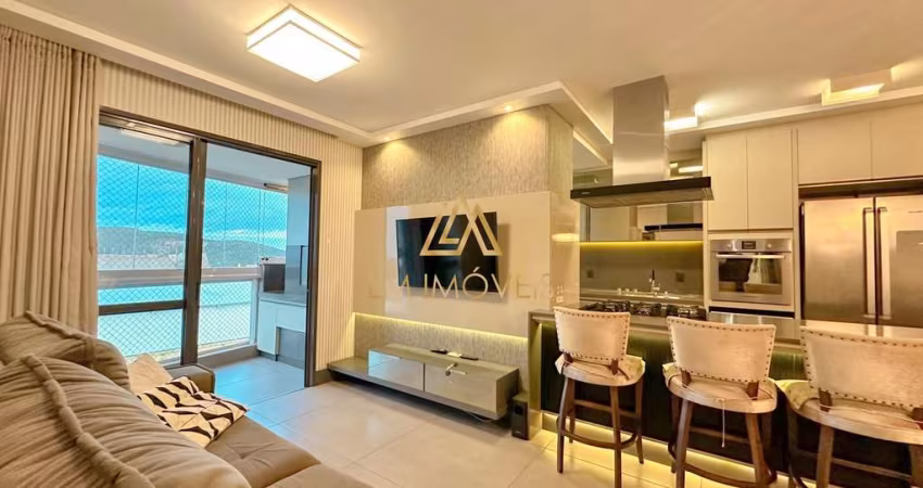 Apartamento 3 dormitórios à poucos metros do canto da Praia da Vila