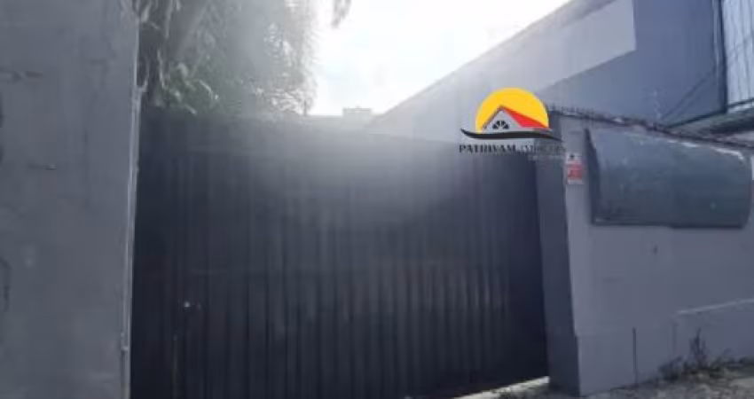 Galpão próximo a Av. Anhaia Mello