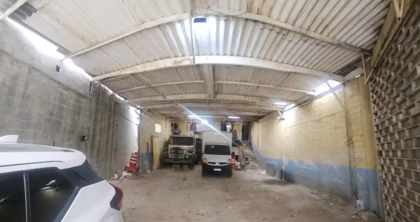 Barracão / Galpão / Depósito com 3 salas para alugar na Avenida Aricanduva, 12375, Jardim Colonial, São Paulo