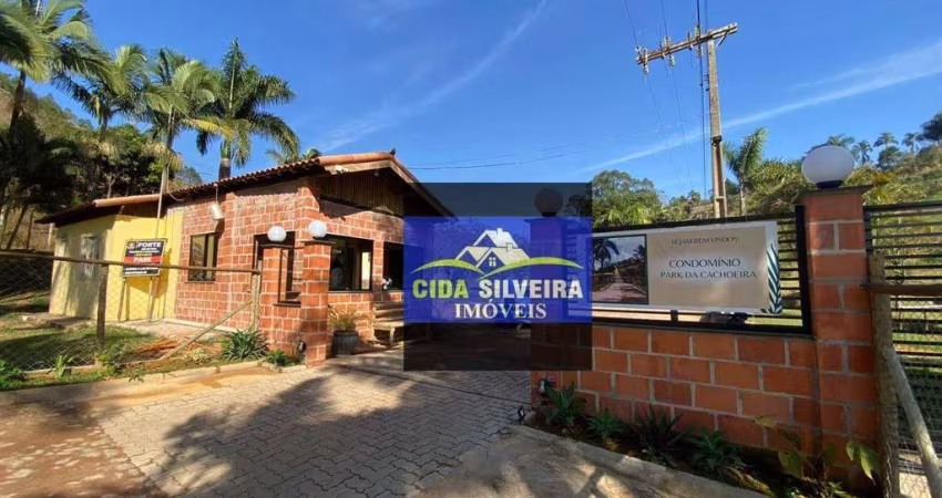 Terreno à venda, 3300 m² por R$ 100.000 - Santa Cruz - Juiz de Fora/MG
