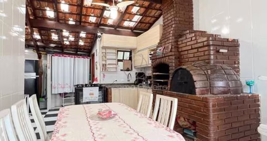 Casa á venda no bairro Jd Imperador,Praia Grande/SP