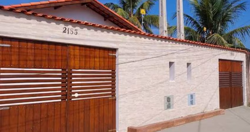 Casa á venda com Piscina e churrasqueira  no bairro nossa senhora do sion em Itanhaém -SP