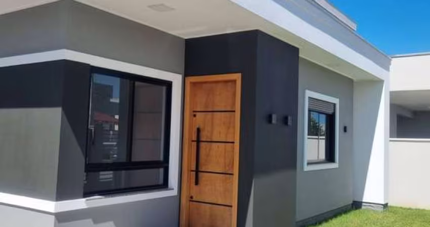 CASA COM TRÊS DORMITÓRIOS - BR FELICE