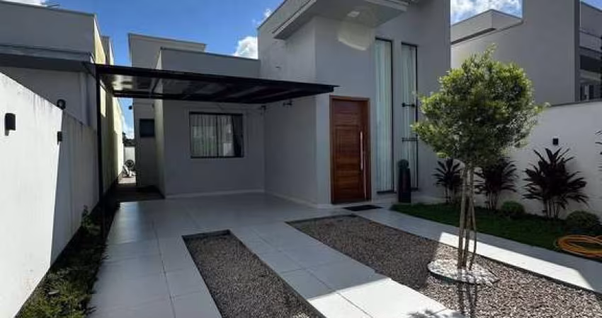 CASA DE DOIS DORMITÓRIOS, SENDO UMA SUÍTE - BR FELICE