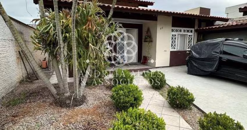 CASA 2 DORMITÓRIOS EM TIJUCAS SC