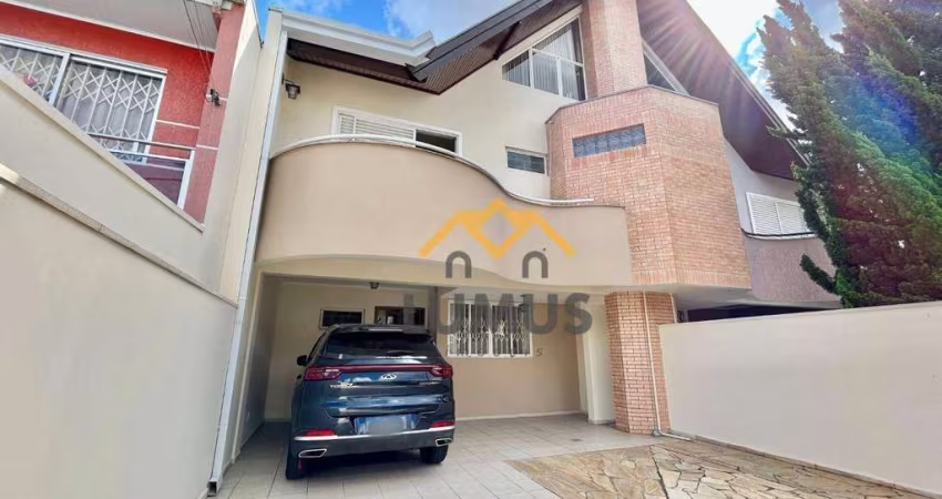 Sobrado com 4 dormitórios à venda, 199 m² por R$ 850.000 - Jardim das Américas - Curitiba/PR