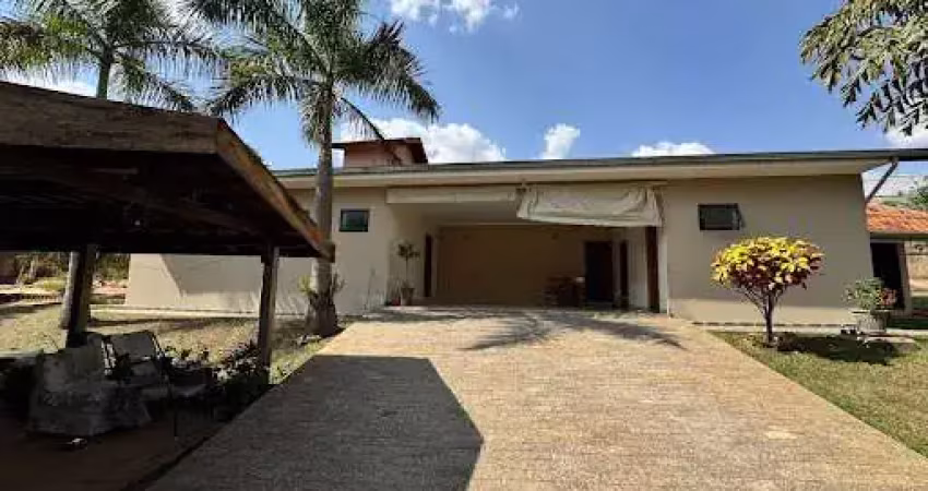 Casa com 5 quartos à venda na Vila Romana, Marília 
