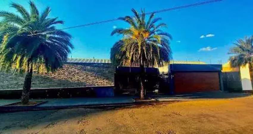 Casa com 6 quartos à venda no Jardim Tropical, Marília 