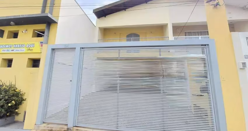 Casa com 3 quartos à venda no Jardim Parati, Marília 