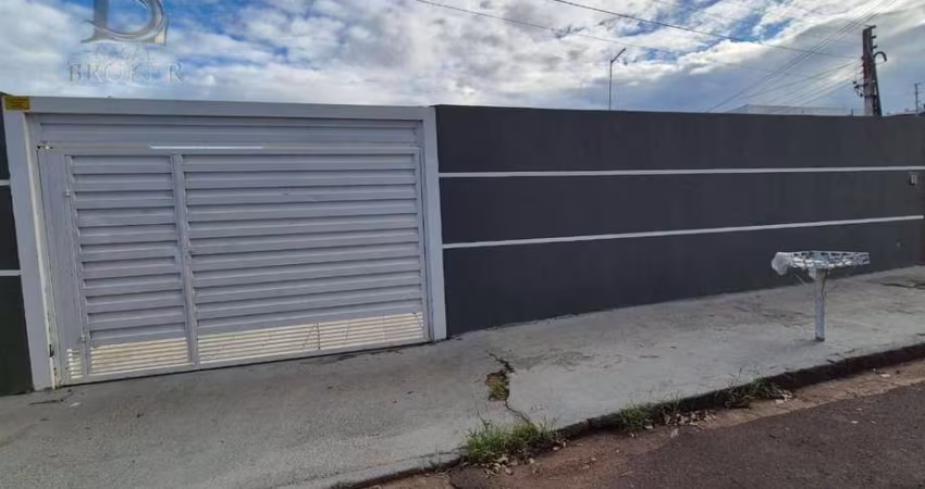 Casa em Polon - Marília: 3 Dormitórios e Suíte por R$2400