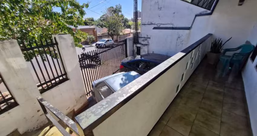 Casa com 3 quartos à venda no Banzato, Marília 