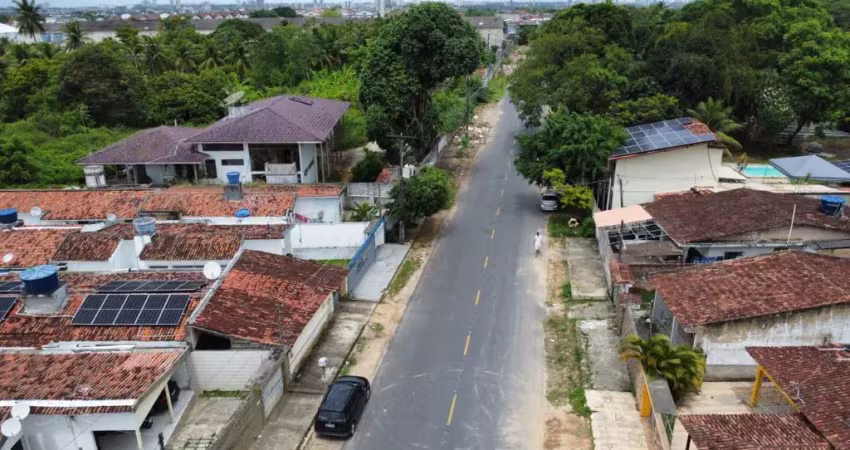 Casa no bairro petrópolis, com 4 quartos sendo 02 suítes, toda lajeada